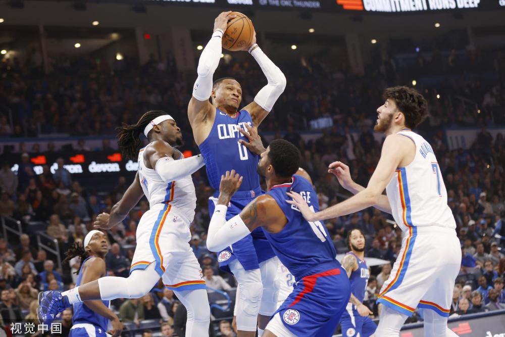 退役还是继 退役还是继