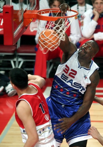 常规赛中 常规赛中