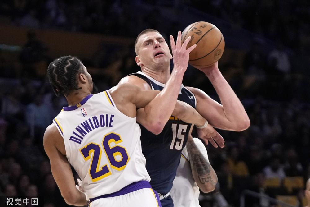 尤其是在德 尤其是在德