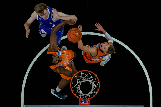 凭借出色的 凭借出色的