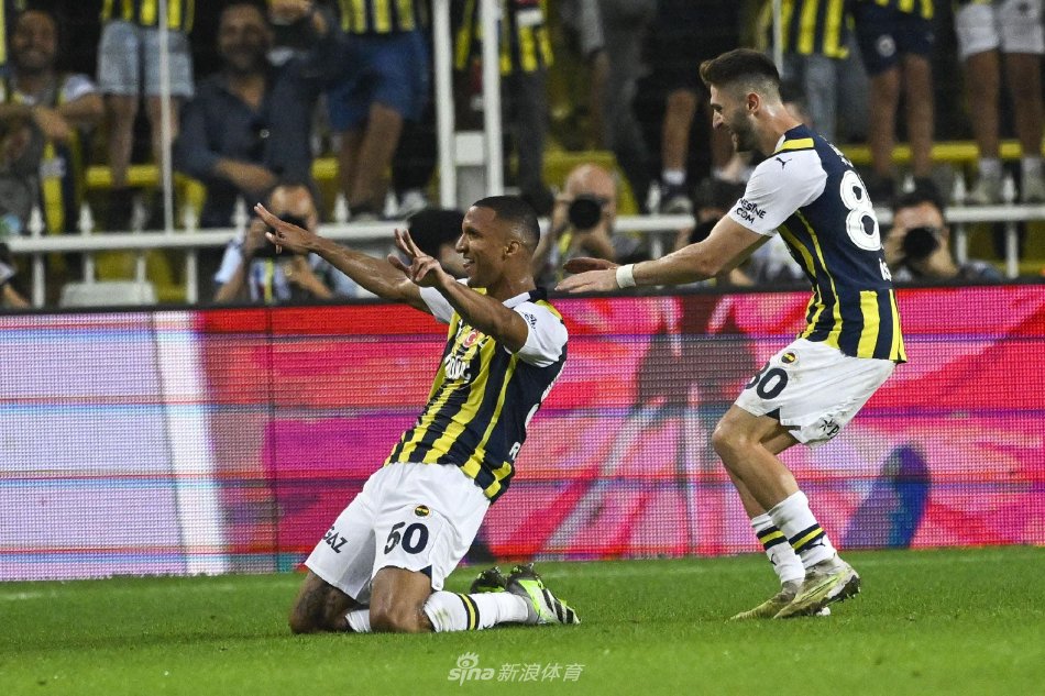 赛前球员心 赛前球员心