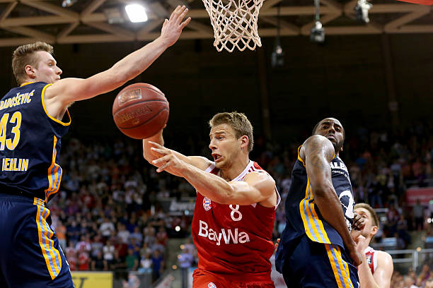 你需要我继 你需要我继